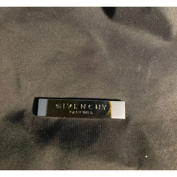 Givency Parfums Black Duffel Bag Travel Gym Overnight Multiuse Carry-On - Picture 7 of 9